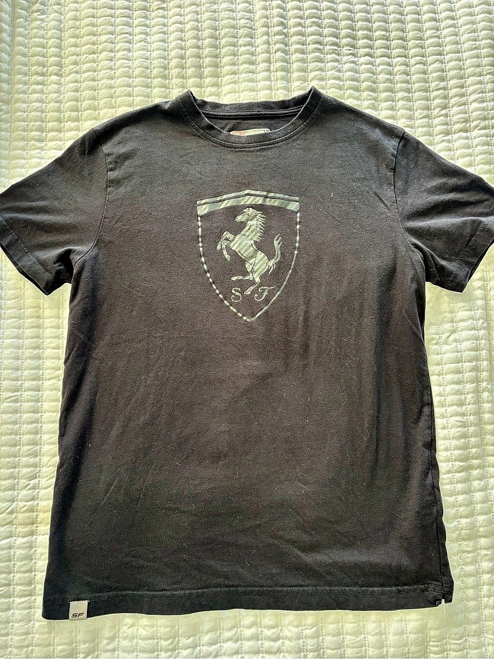 Scuderia Ferrari Fanwear Large Shield T-Shirt Men's Large